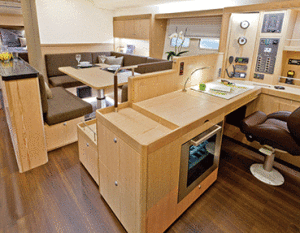 Hanse575interiorsaloon