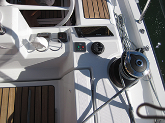 Beneteau41.1buttons