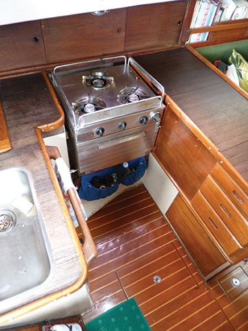 How to Clean Tight Spaces on a Boat - The Boat Galley