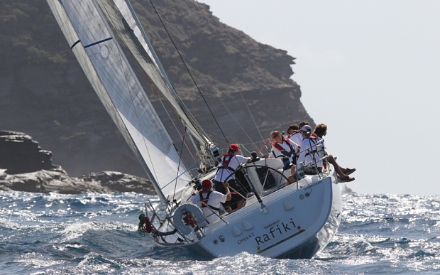Yacht Cheeki Rafiki Capsized / Antigua Sailing Week