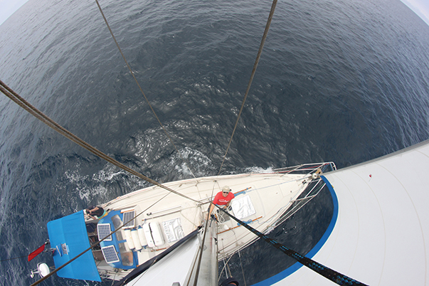 Scanning the horizon from the mast top revealed a fascinating, fluid seascape