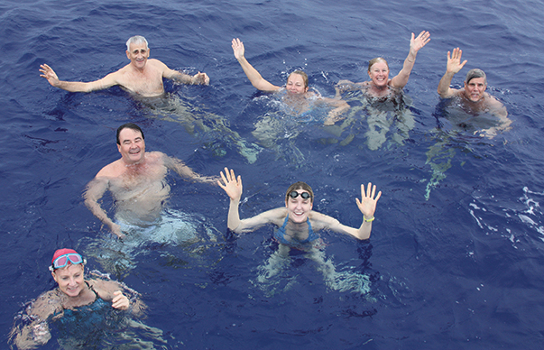 Mid-ocean swim with the Mahina Tiare III crew 